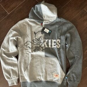 NWT Cookies Grey Paneled Pullover Hoodie. Men’s size small.